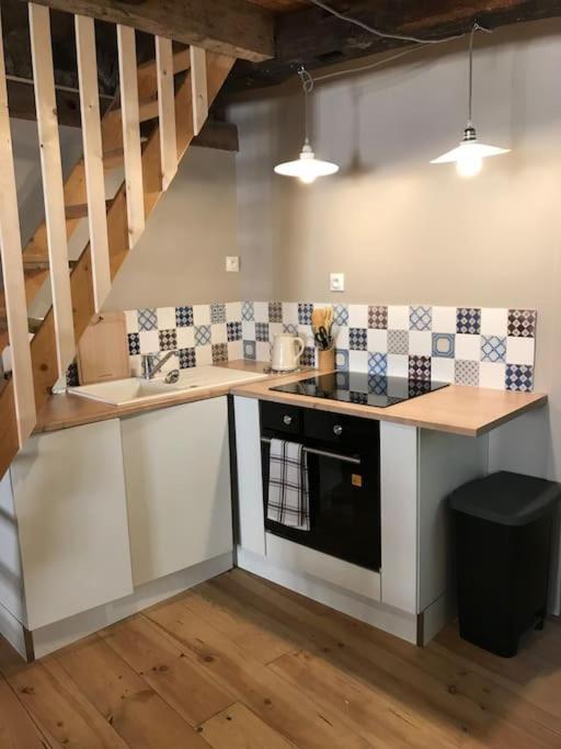 Petite Maison Medievale Партене Екстериор снимка
