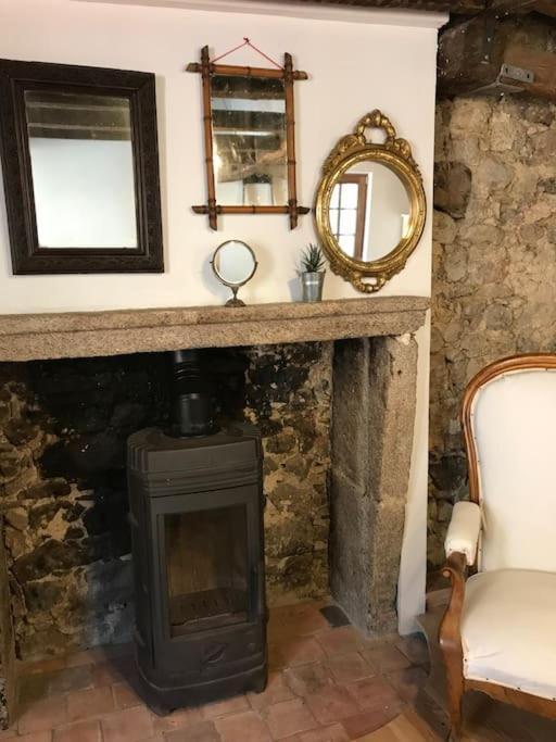 Petite Maison Medievale Партене Екстериор снимка